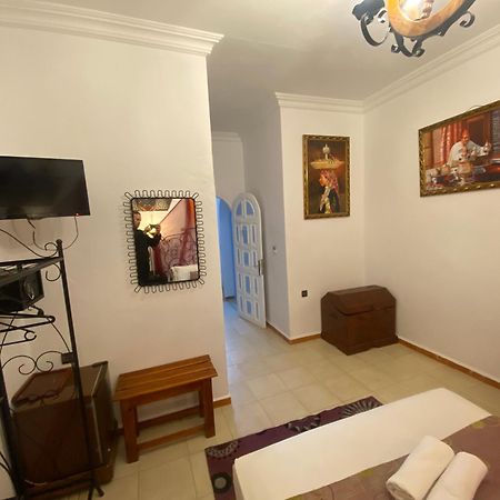 Hotel Casa Khaldi Шефшауэн Экстерьер фото