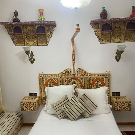 Hotel Casa Khaldi Шефшауэн Экстерьер фото