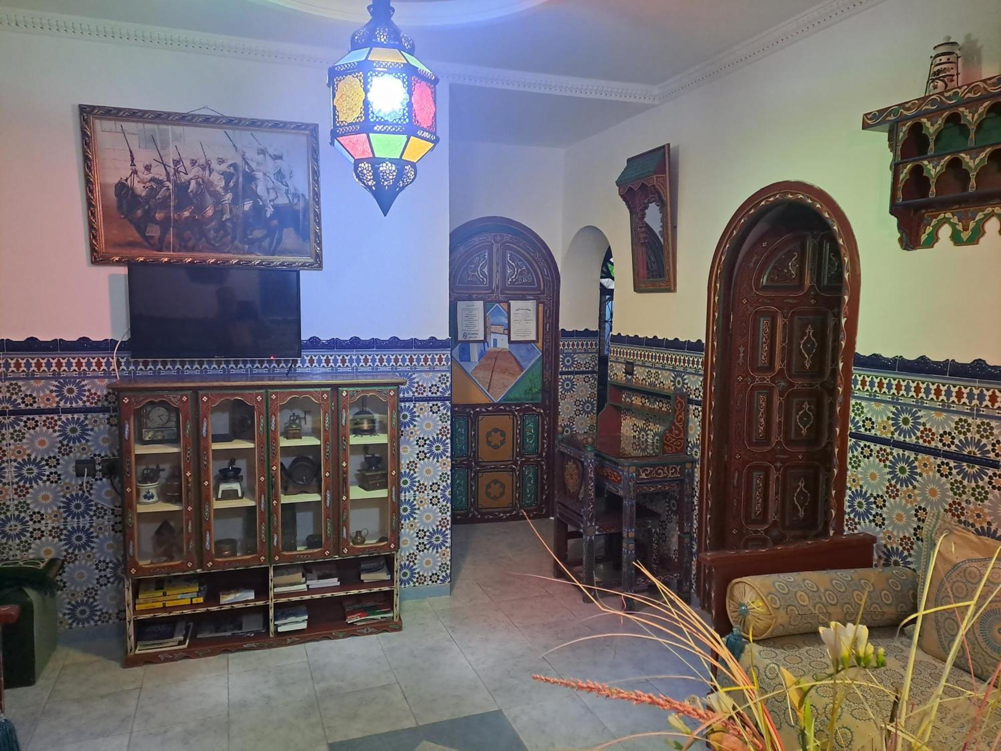 Hotel Casa Khaldi Шефшауэн Экстерьер фото
