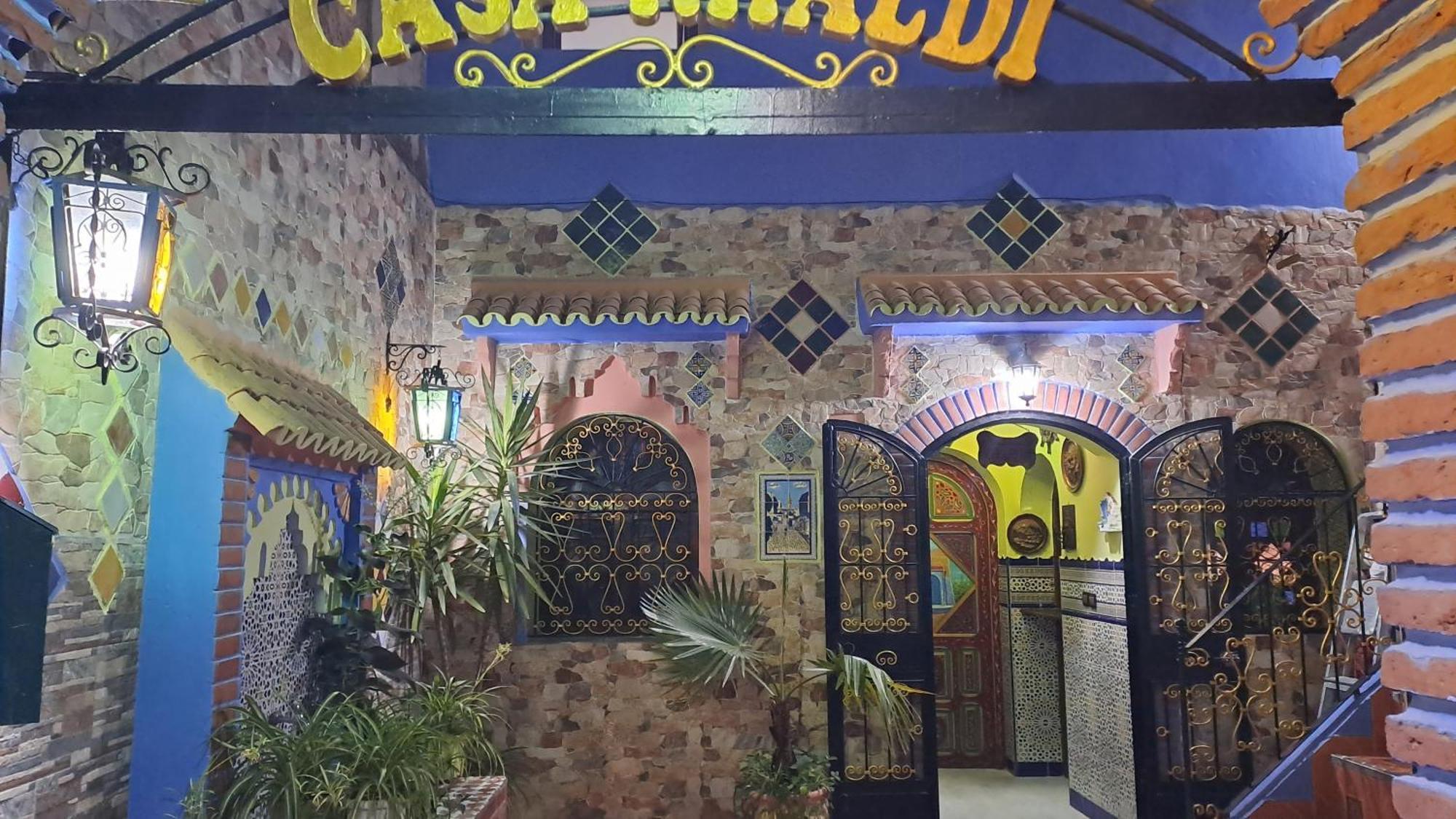 Hotel Casa Khaldi Шефшауэн Экстерьер фото