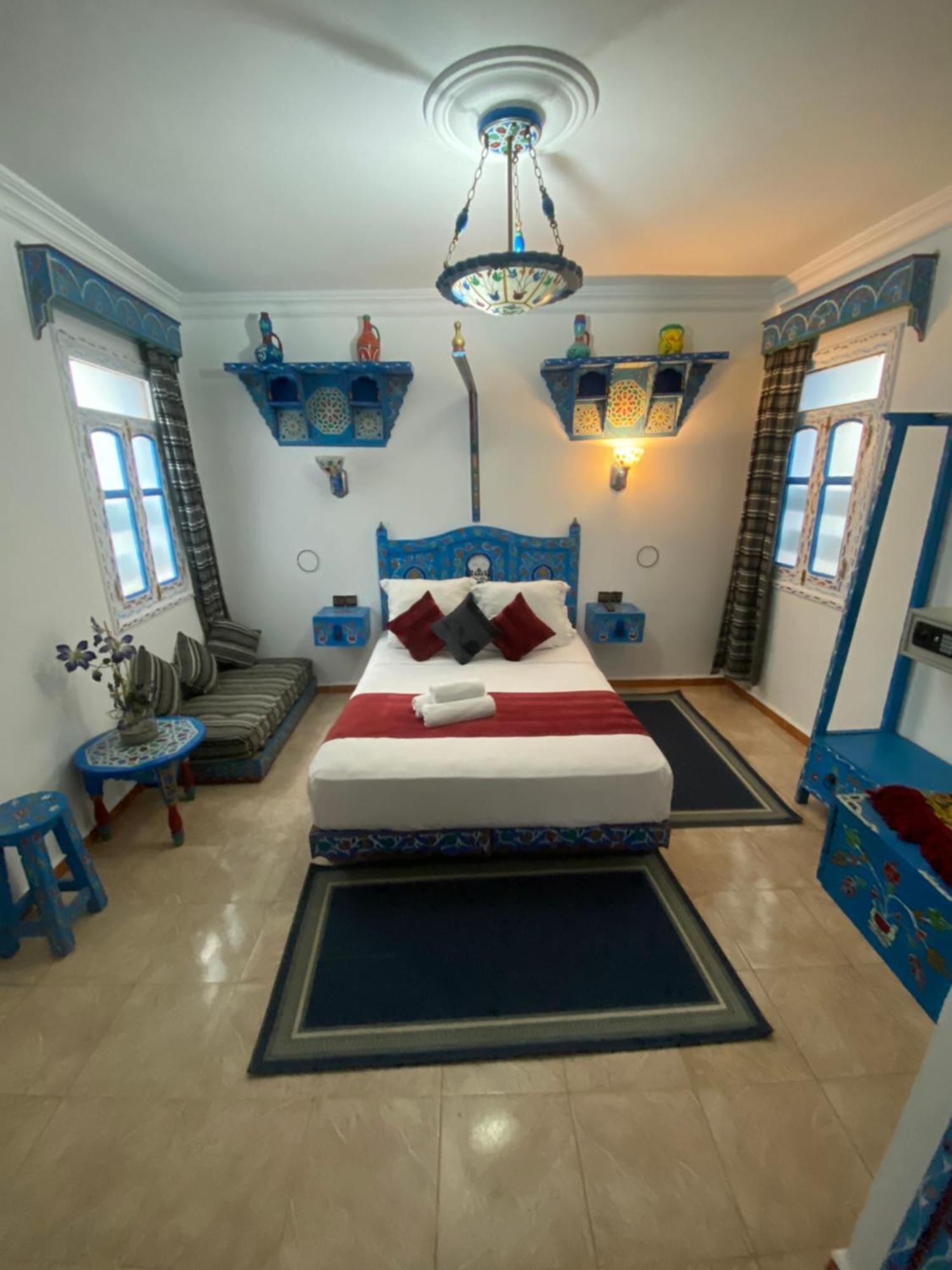 Hotel Casa Khaldi Шефшауэн Экстерьер фото
