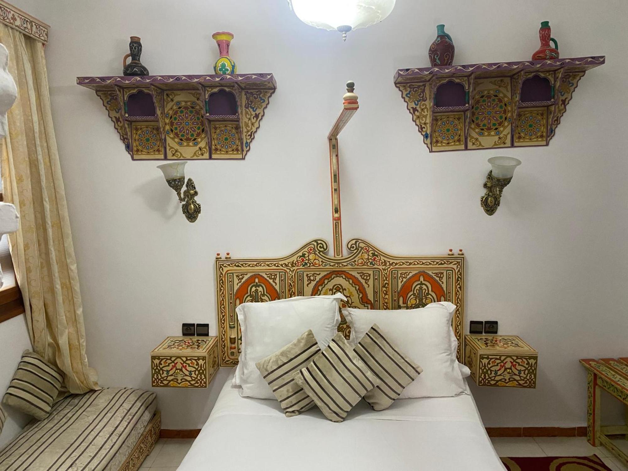 Hotel Casa Khaldi Шефшауэн Экстерьер фото