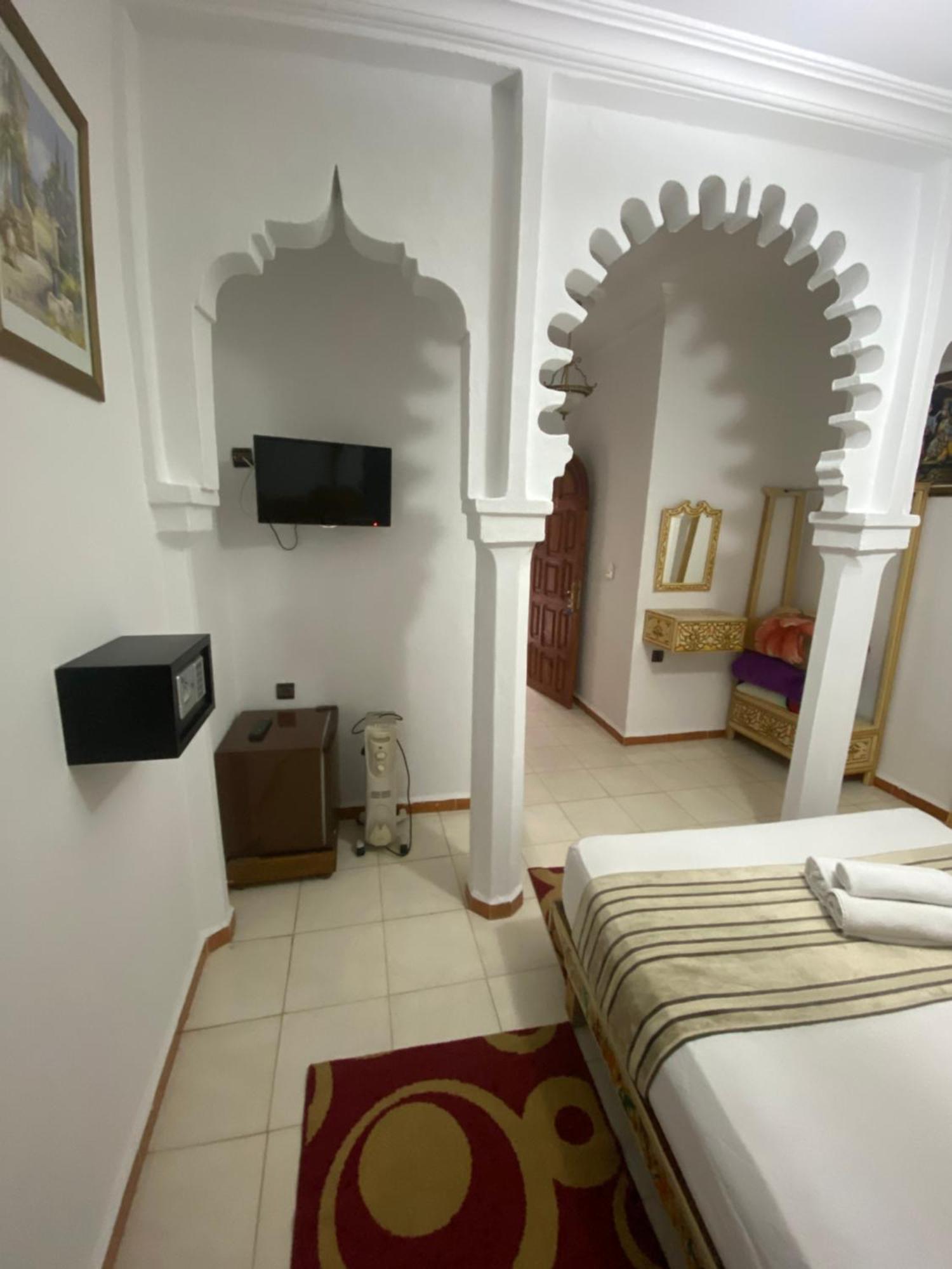 Hotel Casa Khaldi Шефшауэн Экстерьер фото