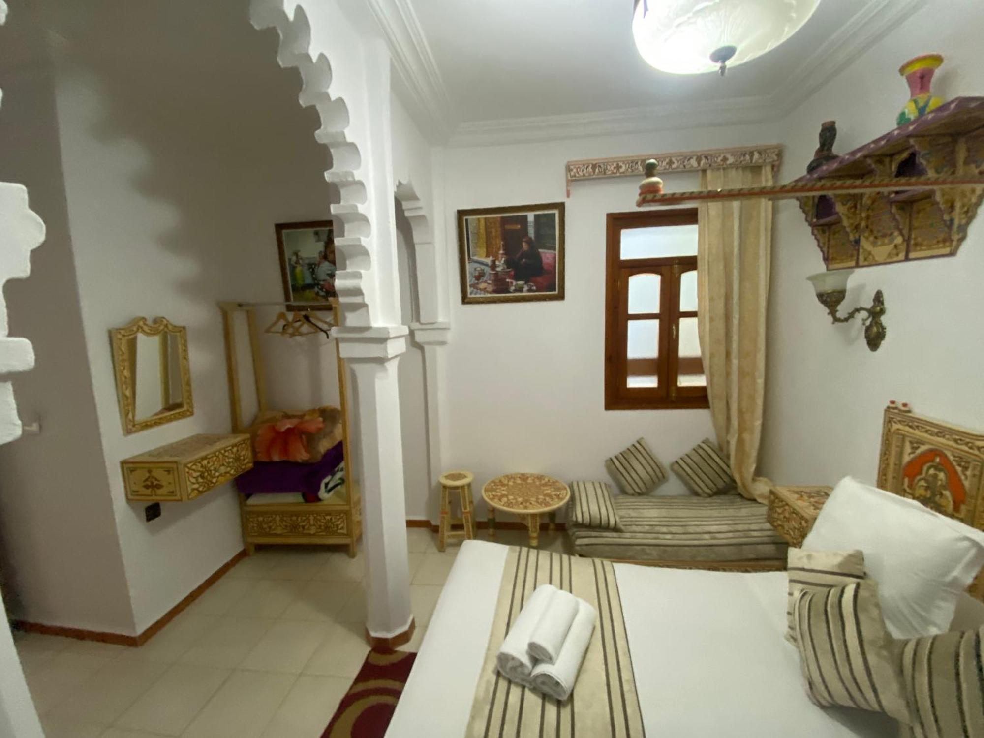 Hotel Casa Khaldi Шефшауэн Экстерьер фото
